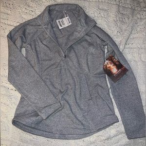 ✨Women's Kyodan Outdoor Quarter-zip✨
